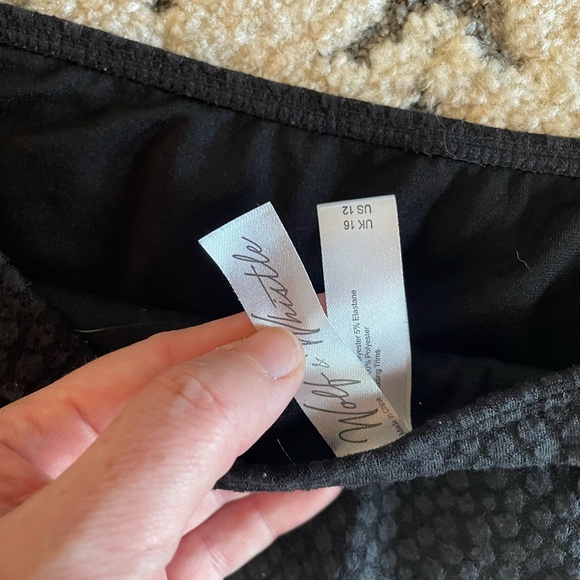 Wolf & Whistle black bikini - Picture 4 of 5